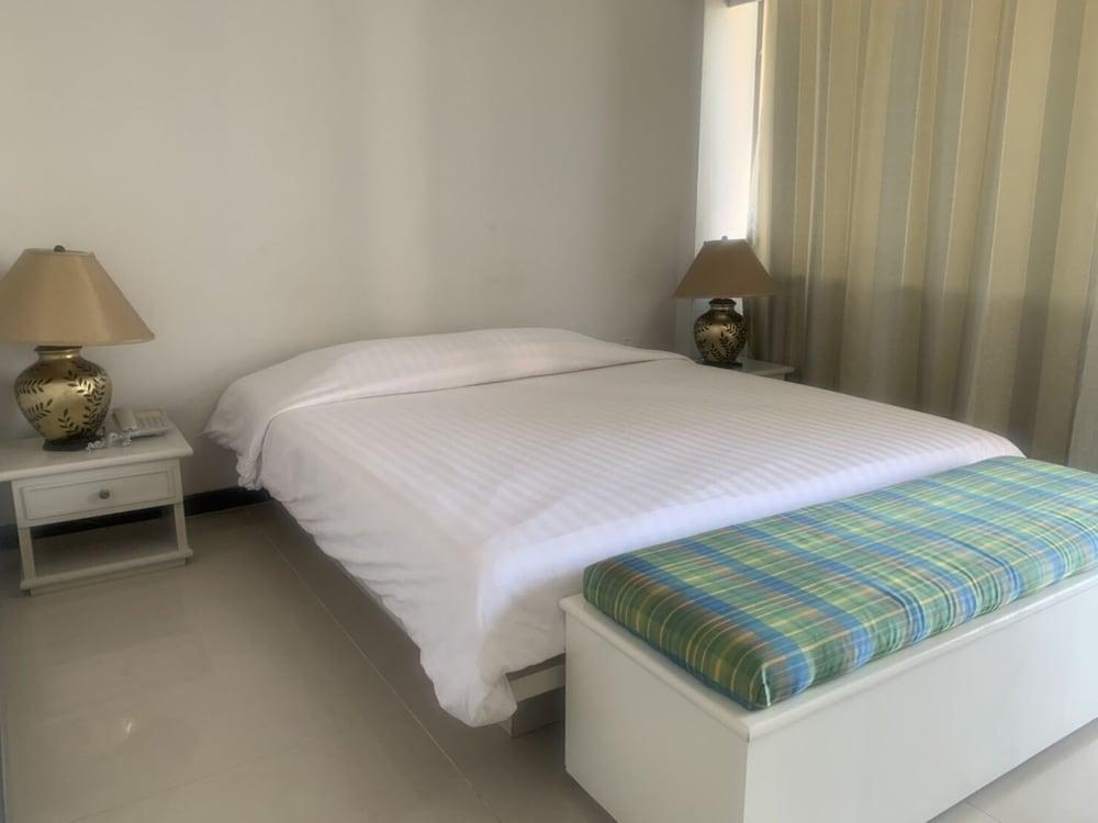 Jomtien Longstay Hotel - Sha Plus Certified Exterior photo